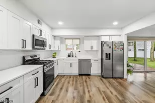 23 Pittsburgh Ave, Piscataway Township, NJ 08854 - Photo 13