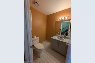 76 Stryker Ct, Bridgewater, NJ 08807 - Photo 3