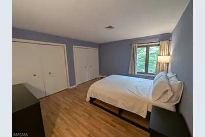 76 Stryker Ct, Bridgewater, NJ 08807 - Photo 9