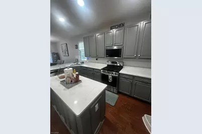 10 Stevens Ln, Bridgewater Twp., NJ 08836 - Photo 3