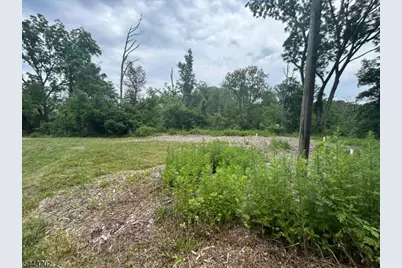 425 Pittstown Rd, Franklin Township, NJ 08867 - Photo 3