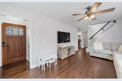 25 2nd Ave, Roseland, NJ 07068 - Photo 5