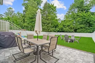 25 2nd Ave, Roseland, NJ 07068 - Photo 27
