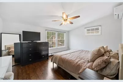 25 2nd Ave, Roseland, NJ 07068 - Photo 17