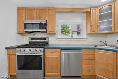 720 Ringwood Ave, Pompton Lakes, NJ 07442 - Photo 11