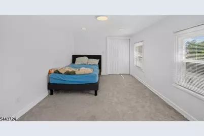 720 Ringwood Ave, Pompton Lakes, NJ 07442 - Photo 13