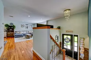 15 Camelot Dr, Mount Olive, NJ 07828 - Photo 3