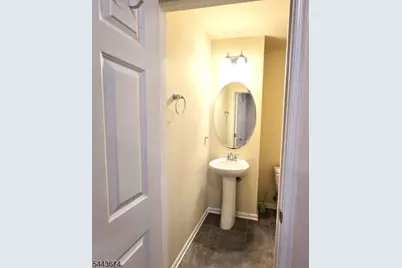 76 Albert Ct, Randolph Township, NJ 07869 - Photo 5