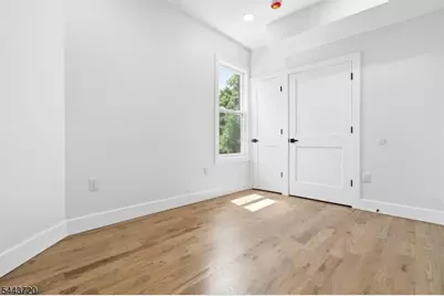 57 Montgomery Ave, Newark, NJ 07108 - Photo 15