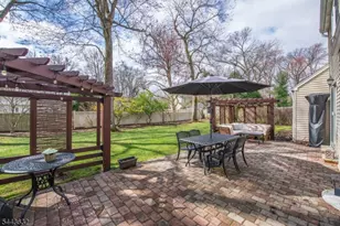 309 Indian Trail, Mountainside, NJ 07092 - Photo 19