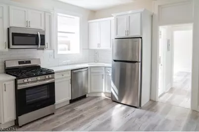 57 Glenridge Ave #3R, Montclair, NJ 07042 - Photo 1