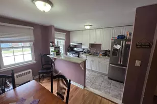 49 Clark Ct, Rutherford, NJ 07070 - Photo 3
