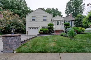 835 Colonial Arms Rd, Union Township, NJ 07083 - Photo 37