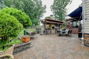835 Colonial Arms Rd, Union Township, NJ 07083 - Photo 35