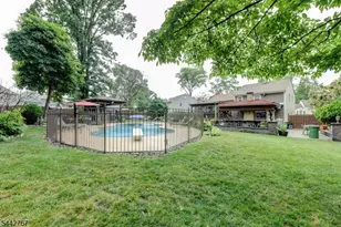 835 Colonial Arms Rd, Union Township, NJ 07083 - Photo 29
