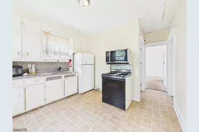 139 Fairview Ave #2, Prospect Park, NJ 07508 - Photo 5