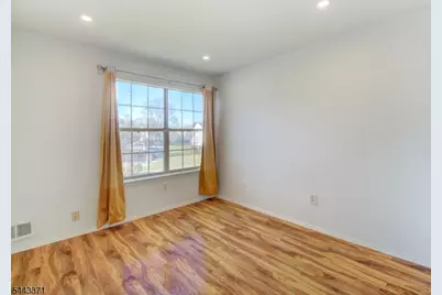 142 Harvest Lane, Lincoln Park, NJ 07035 - Photo 17