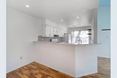 142 Harvest Lane, Lincoln Park, NJ 07035 - Photo 7
