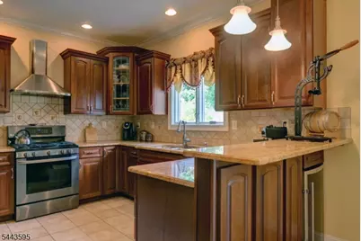 66 Boulevard, Pequannock Township, NJ 07440 - Photo 15