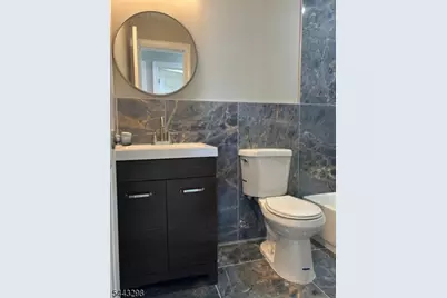 188 Greylock Pkwy #2, Belleville, NJ 07109 - Photo 5