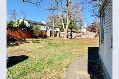 390 Apt5 Orange Rd #5, Montclair, NJ 07042 - Photo 7