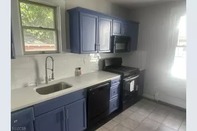 81 Union Ave, Paterson, NJ 07502 - Photo 5