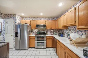 100 Chatfield Dr, Pequannock Township, NJ 07444 - Photo 15
