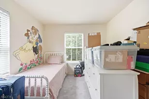 100 Chatfield Dr, Pequannock Township, NJ 07444 - Photo 25