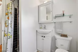 207 Stoughton Ave, Cranford Township, NJ 07016 - Photo 21