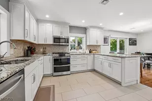 207 Stoughton Ave, Cranford Township, NJ 07016 - Photo 15