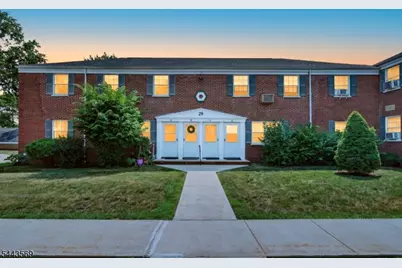 29B W Roselle Ave #B, Roselle Park, NJ 07204 - Photo 7