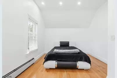83 Wessington Ave, Garfield, NJ 07026 - Photo 17