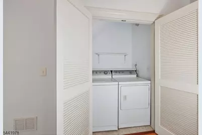 262 Prospect Ave, Dunellen, NJ 08812 - Photo 17