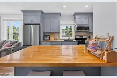 262 Prospect Ave, Dunellen, NJ 08812 - Photo 19