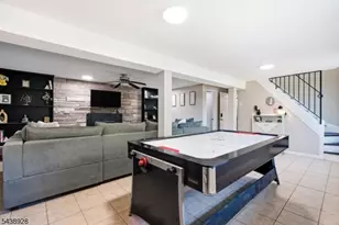 47 Summit Rd, Hamburg, NJ 07419 - Photo 17