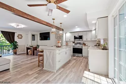 47 Summit Rd, Hamburg, NJ 07419 - Photo 11