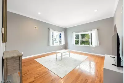 14 Essex St, Nutley, NJ 07110 - Photo 7