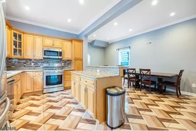 14 Essex St, Nutley, NJ 07110 - Photo 15