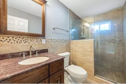 14 Essex St, Nutley, NJ 07110 - Photo 25