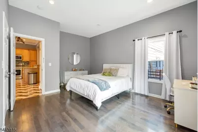 14 Essex St, Nutley, NJ 07110 - Photo 13