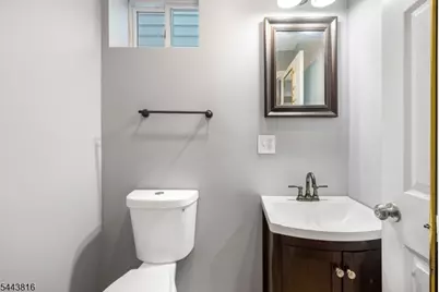 14 Essex St, Nutley, NJ 07110 - Photo 19