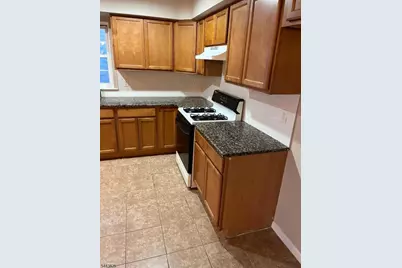 428 S 5th St, Elizabeth, NJ 07206 - Photo 9
