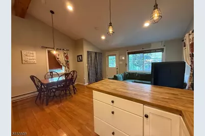 105 Lakeside Dr, Vernon, NJ 07461 - Photo 5