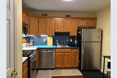 326 Winthrop Dr, Nutley, NJ 07110 - Photo 9
