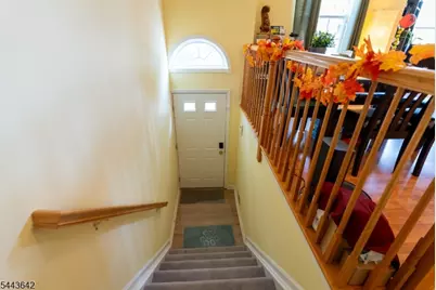 326 Winthrop Dr, Nutley, NJ 07110 - Photo 7