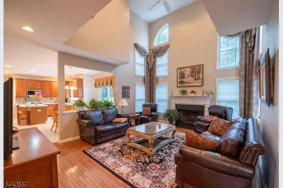 7 Stone Mountain Ct, Montgomery Township, NJ 08558 - Photo 5