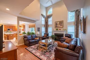 7 Stone Mountain Ct, Montgomery Township, NJ 08558 - Photo 5