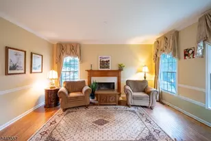 7 Stone Mountain Ct, Montgomery Township, NJ 08558 - Photo 9