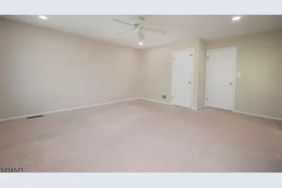 18 Guilford Ct, Parsippany, NJ 07950 - Photo 19