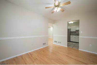 18 Guilford Ct, Parsippany, NJ 07950 - Photo 11
